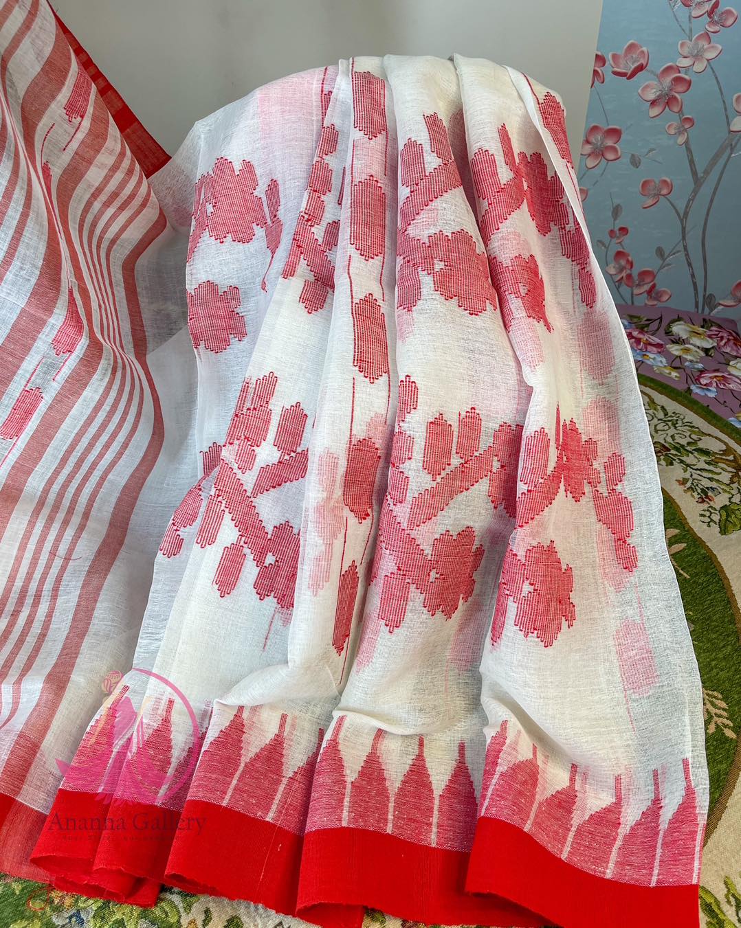 Red Bloom Monipuri Saree - Image 3